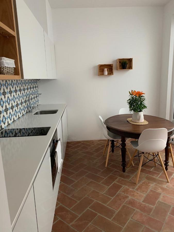 Stylish Townhouse With Gallery In The Heart Of Tavira For Two Тавира Екстериор снимка
