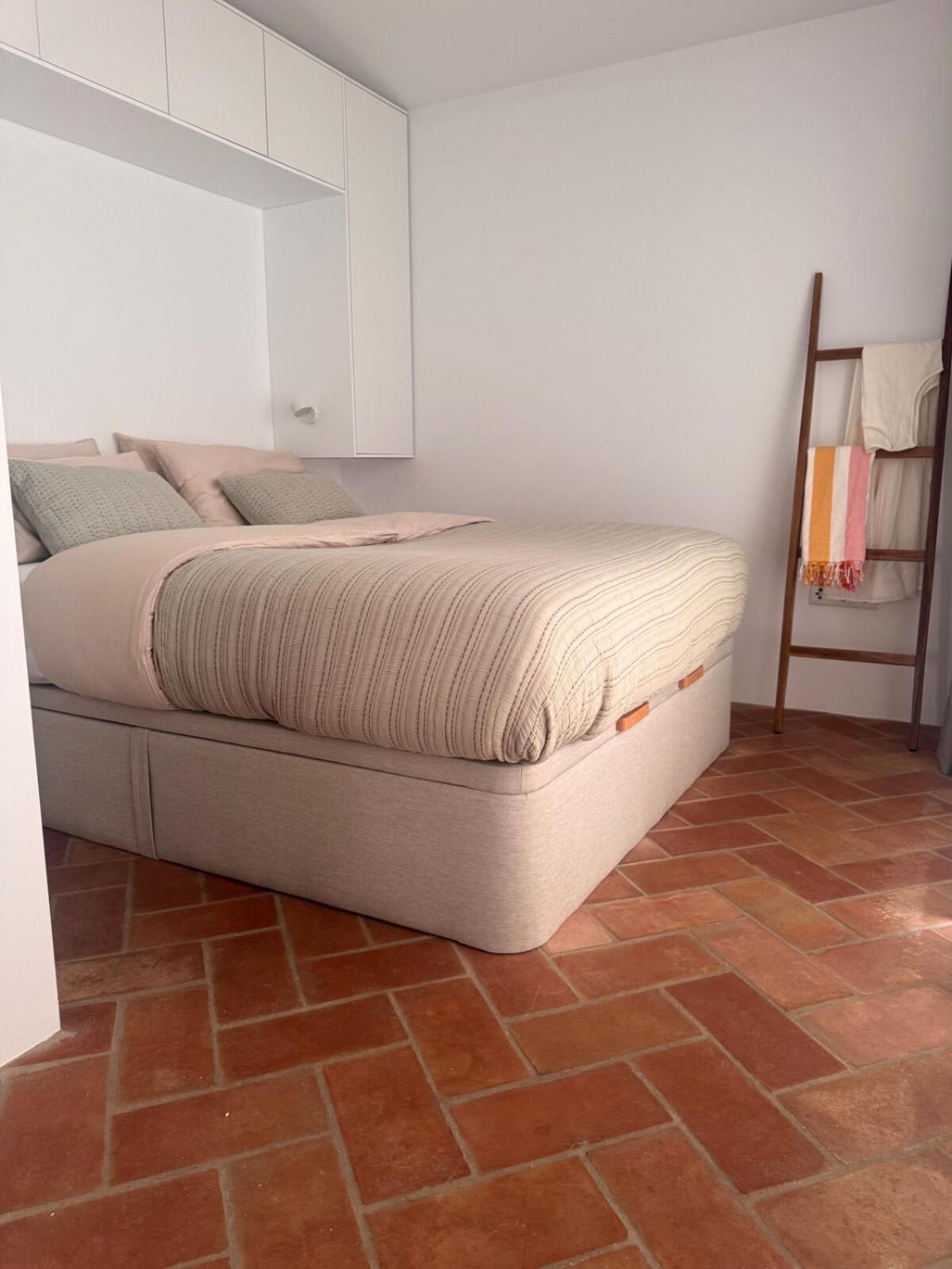 Stylish Townhouse With Gallery In The Heart Of Tavira For Two Тавира Екстериор снимка